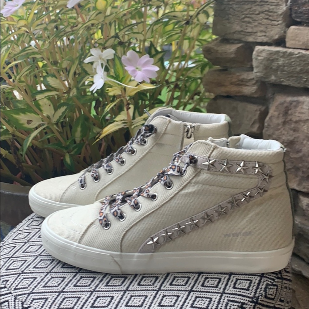 Vintage high top sneakers